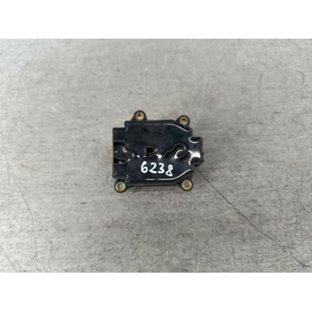 CEWKA ZAPŁONOWA RENAULT CLIO III 1.2 16V 75KM 1.2 16V 2007 8200702693 OV460 75 6238 
