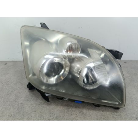 LAMPA PRZÓD PRAWA TOYOTA AVENSIS II T25 2.0 D-4D 126KM 2.0 D-4D 2007 35-108  KOITO 8S6 126 6235 