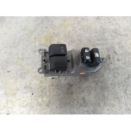 PANEL STEROWANIA SZYB TOYOTA YARIS III 1.4 D-4D 2016 192926 209 90 6024 