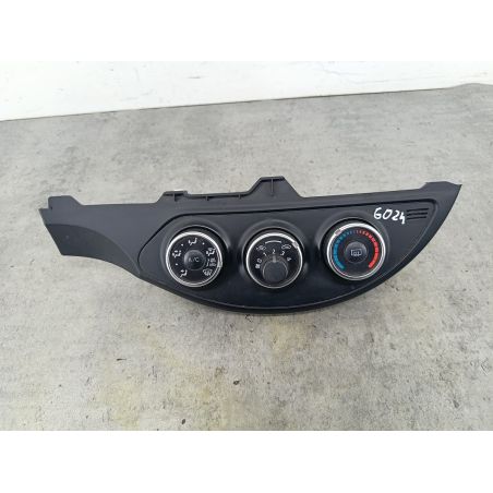 PANEL NAWIEWU TOYOTA YARIS III 1.4 D-4D 2016 55406-0D390 209 90 6024 