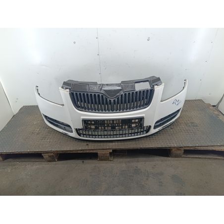 ZDERZAK PRZÓD SKODA FABIA II 1.4 TDI 70KM 1.4 TDI 2010 LF9E 70 6298 