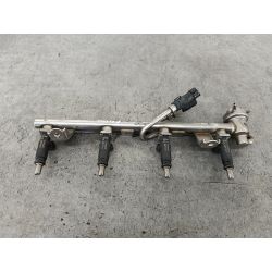 LISTWA WTRYSKOWA BENZYNA AUDI A4 B7 2.0 20V 131KM2.0 20V200506B133551T  06B133681LLZ9Y1316289                                            