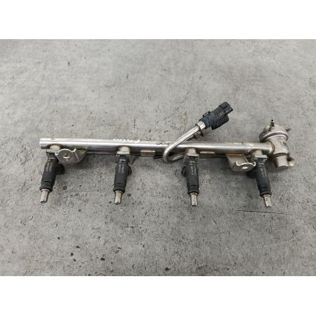 LISTWA WTRYSKOWA BENZYNA AUDI A4 B7 2.0 20V 131KM 2.0 20V 2005 06B133551T  06B133681L LZ9Y 131 6289 