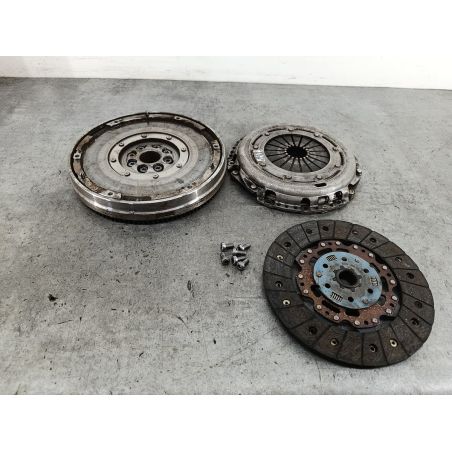 KOŁO DWUMASOWE KOMPLETNE VOLVO V50 2.0 D 136KM 2.0 D 2004 2294000111  1878005341  3082001751 GGV-30  000039  SACHS 459-46 136 