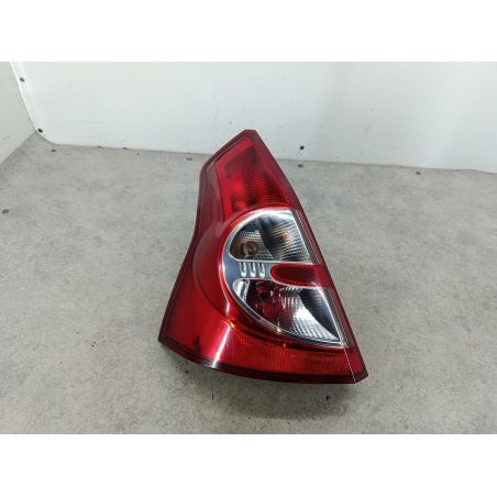 LAMPA TYLNA LEWA DACIA SANDERO I 1.4 8V 75KM 1.4 MPI 2008 8200734825 62421001 TEKNM 75 6181 
