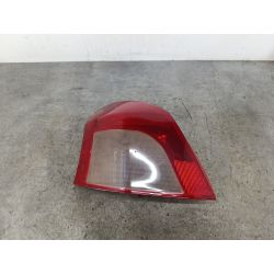 LAMPA TYLNA LEWA TOYOTA YARIS II 1.0 VVT-I 69KM1.0 12V20051F8696046                                            
