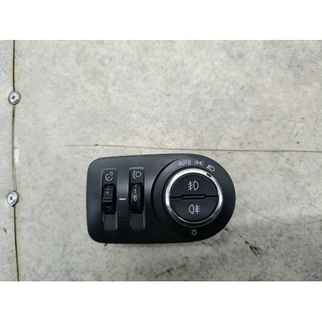 WŁĄCZNIK ŚWIATEŁ OPEL GRANDLAND X 1.2 12V 130KM 1.2 12V 2020 39085926 Z22T 130 6152 