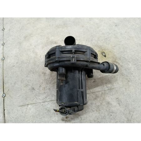 POMPA POWIETRZA WTÓRNEGO BMW 3 E46 1.9 1.9 8V 318i 2000 72216676 72185275 PIERBURG 263/5 118 6348 