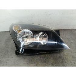 LAMPA PRZÓD PRAWA OPEL ASTRA H 1.6 16V 105KM1.6 16V200720-A389L TYCZ20R1055971                                            