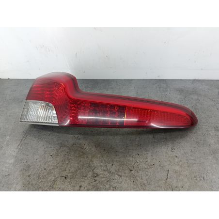 LAMPA TYLNA LEWA VOLVO V50 1.6 D 109KM 1.6 D 2010 477-46 109 5969 
