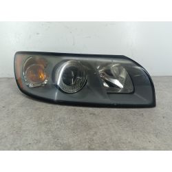 LAMPA PRZÓD PRAWA VOLVO V50 2.0 D 136KM2.0 D200530698886 0301198204477-461366385                                            