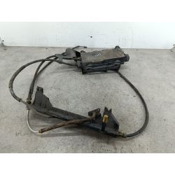 HAMULEC RĘCZNY ELEKTRYCZNY RENAULT SCENIC II 2.0 16V 136KM2.0 16V20068200522625A 07411100840NV6761366452                                            