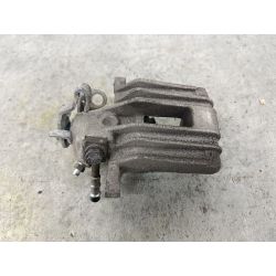 ZACISK HAMULCOWY LEWY TYŁ VW GOLF IV 1.4 16V 75KM1.4 16V2000ABELA7W756262                                            