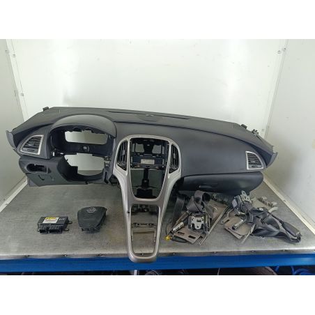 DESKA ROZDZIELCZA,KONSOLA PODUSZKI SENSOR PASY OPEL ASTRA J 2.0 CDTI 165KM 2.0 CDTI 2011 Z20R 165 6195 