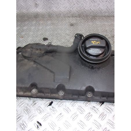 POKRYWA ZAWORÓW VW PASSAT B5 1.9 TDI 2000 038103475 