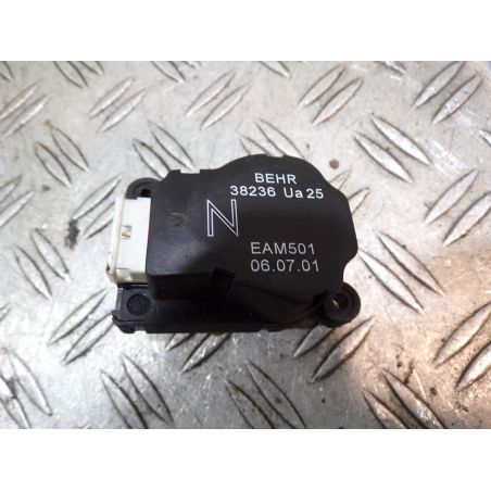 SILNICZEK NAGRZEWNICY MERCEDES-BENZ W220 4.0 CDI 2001 38236UA25 