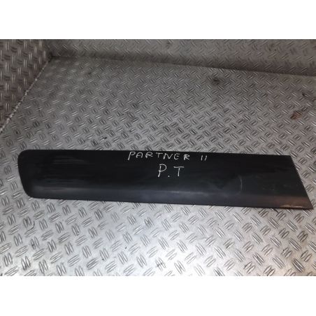 LISTWA DRZWI PRZESUWNYCH PRAWA CITROEN BERLINGO II 1.6 hdi 2010 9682859877 