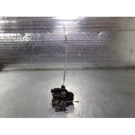 ZAMEK DRZWI LEWY PRZÓD AUDI A6 C5 2.5 TDI 2003 4B1837015G 