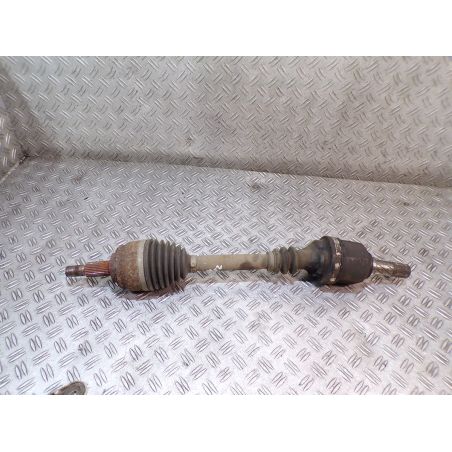 PÓŁOŚ LEWA PRZÓD RENAULT LAGUNA II ( 02-07 ) 2.0 dci 2004 