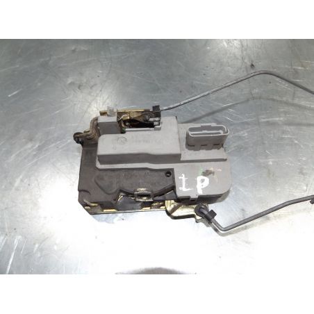 ZAMEK LEWY PRZÓD PEUGEOT 206 CC 1.6 HDI 2005 