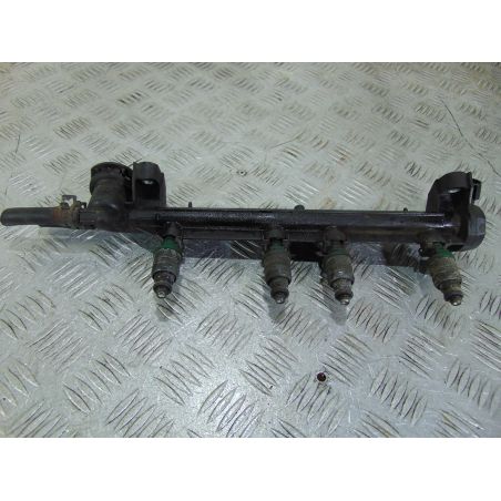 LISTWA WTRYSKOWA VW GOLF IV 1.6 SR 1998 06A133317A  037906031AA 