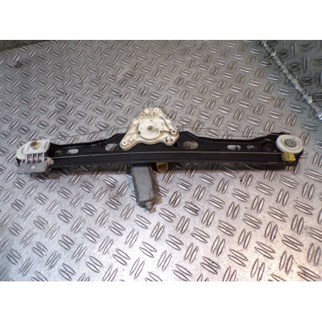 PODNOŚNIK SZYBY PRAWY TYŁ MERCEDES-BENZ KLASA C W203 2.2 cdi 2002 