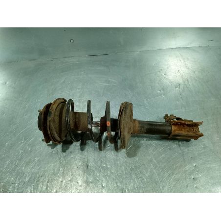 AMORTYZATOR PRZÓD PRZEDNI PRAWY TOYOTA AVENSIS I T22 2.0 D4D 2000 