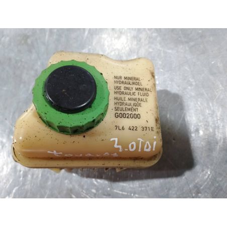 ZBIORNICZEK PŁYNU WSPOMAGANIA VW TOUAREG I 3.0 V6 TDI 2008 7L6422371E 