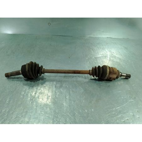 PÓŁOŚ LEWA PRZÓD PEUGEOT 107 1.0 12V 2007 