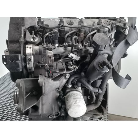 SILNIK VOLVO V40 ( 95-04 ) 1.9 DCI 2002 F9Q 