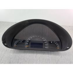 LICZNIK MERCEDES-BENZ W203 1.8 B2002A2035407611        110080183/019                                            