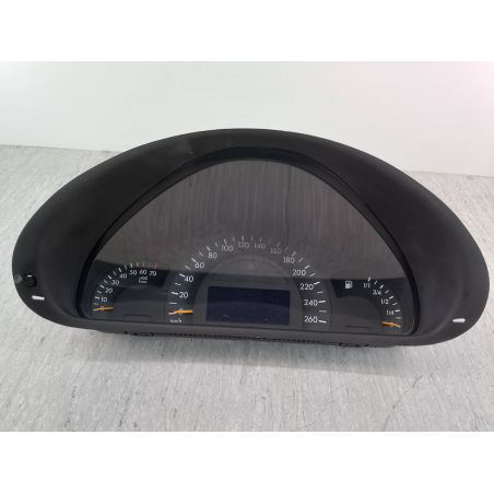 LICZNIK MERCEDES-BENZ W203 1.8 B 2002 A2035407611        110080183/019 