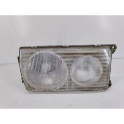 LAMPA PRZÓD PRAWA MERCEDES-BENZ W123 2.4 D19761305235051R                                            