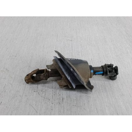 KRZYŻAK KOLUMNY OPEL VECTRA C 2.2 DTL 2004 