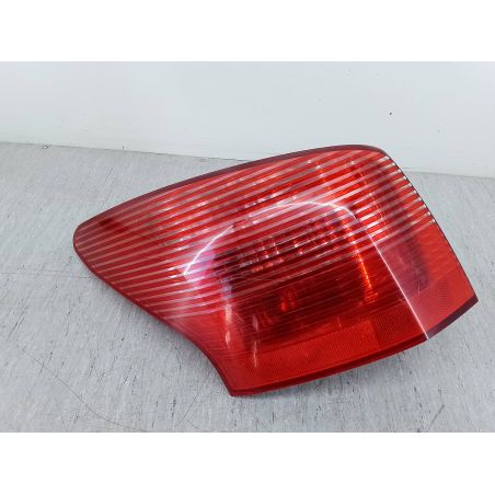 LAMPA TYLNA LEWA PEUGEOT 407 2.0 HDI 2005 