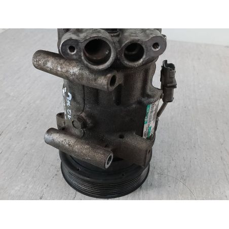 POMPA, SPRĘŻARKA KLIMATYZACJI RENAULT CLIO III ( 05-13 ) 1.2 16V 2006 8200357173-B  SD6V12 