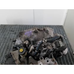 SKRZYNIA BIEGÓW MANUALNA OPEL CORSA C 1.0 B2003F13W394                                            