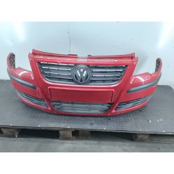ZDERZAK PRZÓD VW POLO 9N 1.21.2 12V2003                                            