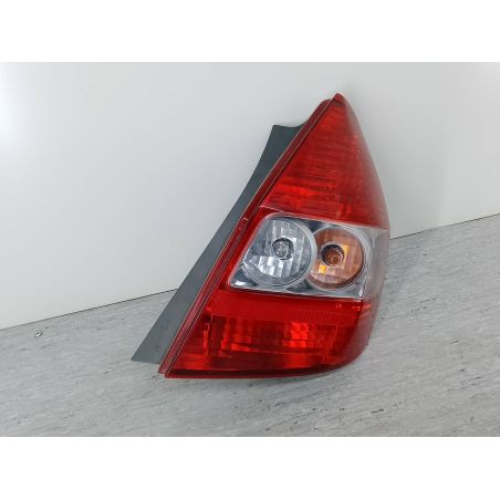 LAMPA TYLNA PRAWA HONDA JAZZ II ( 02-08 ) 1.2 2004 