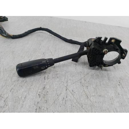 PRZEŁĄCZNIK KIERUNKOWSKAZÓW MERCEDES-BENZ W201 ( 82-93 ) 2.0 118KM 2.0 1993 2015450824 