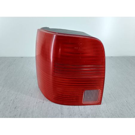 LAMPA TYLNA LEWA VW PASSAT B5 1.9 TDI 1.9 TDI 2000 3B9945111F 