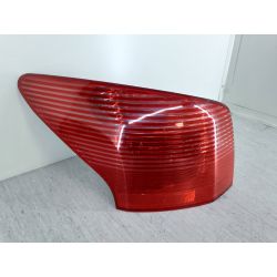 LAMPA TYLNA LEWA PEUGEOT 407 1.6 HDI1.6 HDI2004                                            