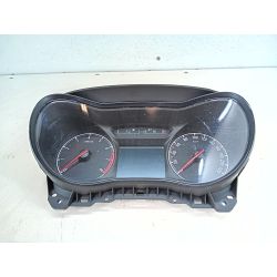 LICZNIK OPEL CORSA E 1.4 16V201839204203 3132031                                            