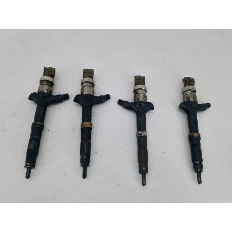 WTRYSKIWACZ TOYOTA COROLLA E12 2.0 D4D 2.0 D4D 2003 23670-27020 