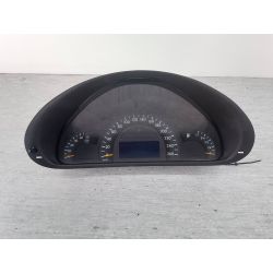 LICZNIK MERCEDES-BENZ KLASA C W203 2.2 CDI2003A2035403047 110.080.231/004                                            