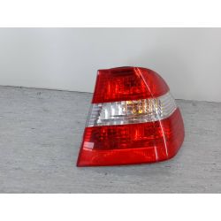LAMPA TYLNA PRAWA BMW E46 1.8 B20026946536-01                                            