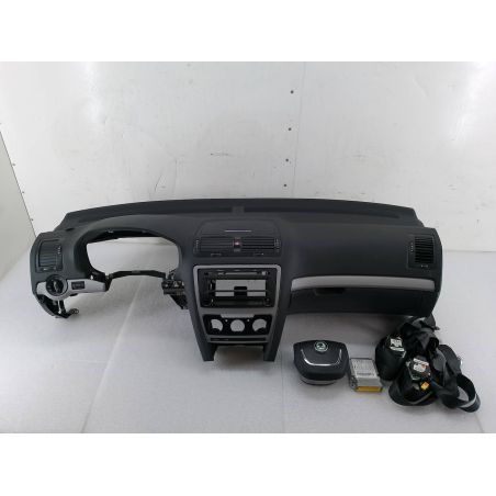 DESKA ROZDZIELCZA,KONSOLA PODUSZKI SENSOR PASY SKODA OCTAVIA II LIFT 1.4 TSI 2012 