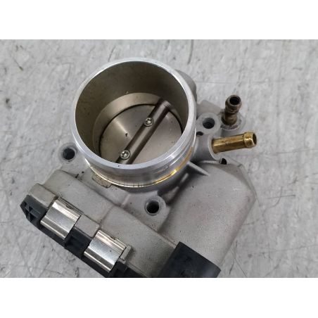 PRZEPUSTNICA AUDI A4 B6 2.0 B 2002 PY0006 