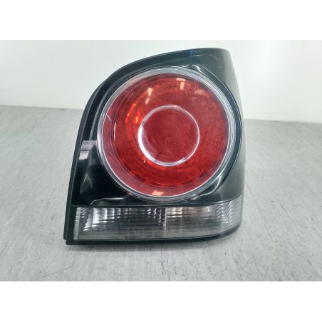 LAMPA TYLNA PRAWA VW POLO 9N 1.2 1.2 6V 2005 