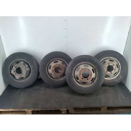 FELGI STALOWE KOMPLET 16 Z OPONAMI IVECO DAILY III ( 00-06 ) 3.0 16V HPI 2005 15412  16H1X5J 
